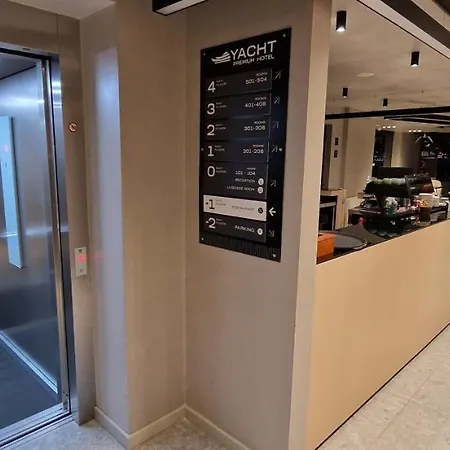 Yacht Premium Отель