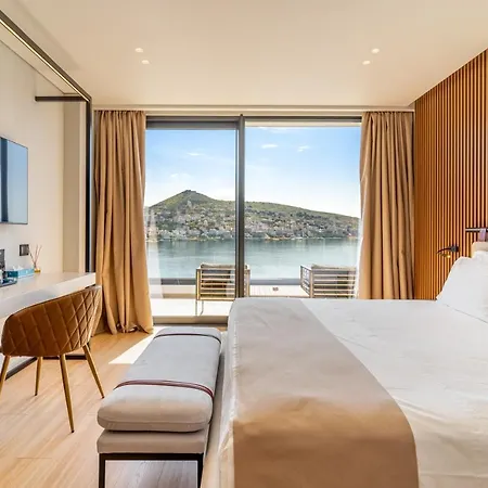 Yacht Premium Sarandë
