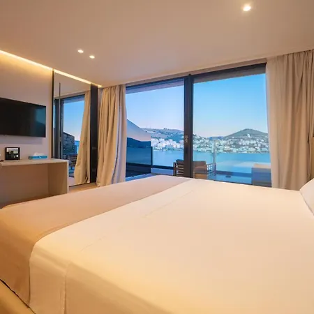 Yacht Premium 4*
